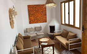 Newly Renovated Riad, Sea View And Four Ensuites